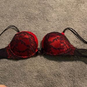 Victoria Secret very sexy plunge red with black lace